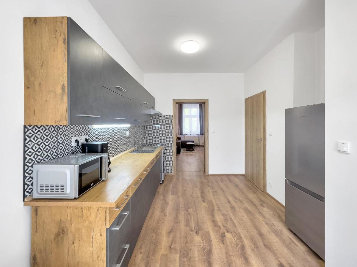 Apartment Lukas 2 كارلوفي فاري المظهر الخارجي الصورة